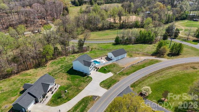 467 Hoover Road, Troutman, NC 28166