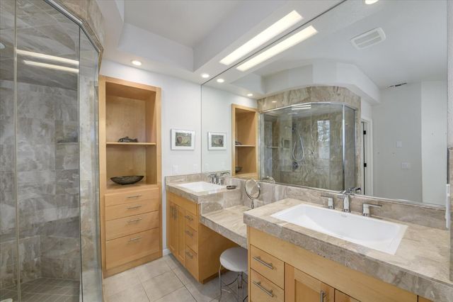 1160 N Circle Dr, Diamond Springs, CA 95619