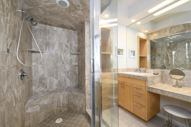 1160 N Circle Dr, Diamond Springs, CA 95619