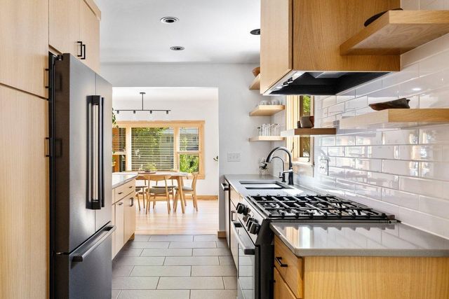 5344 Chowen Avenue S, Minneapolis, MN 55410