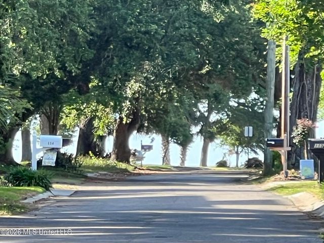 120 Beachview Drive, Pass Christian, MS 39571