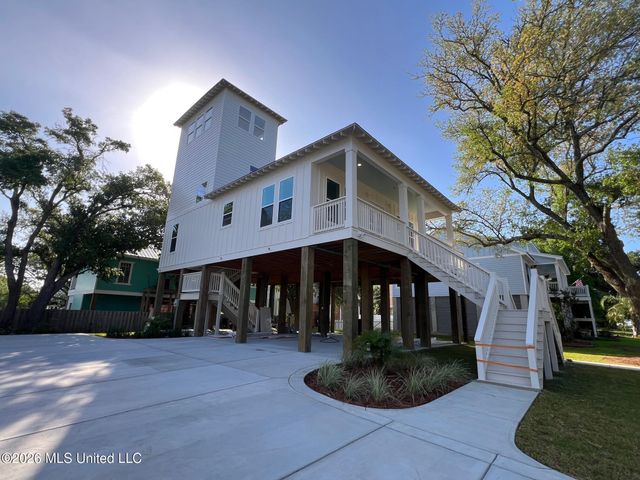 120 Beachview Drive, Pass Christian, MS 39571