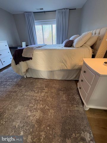 909 PRITCHARD PL, Newtown Square, PA 19073