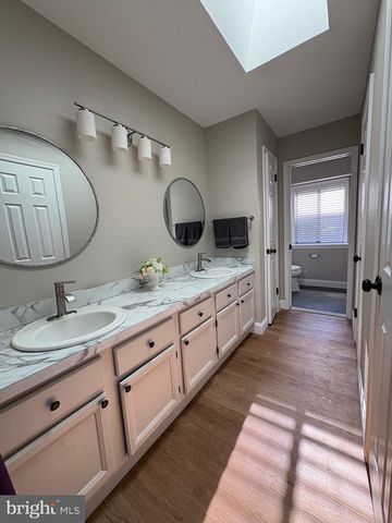 909 PRITCHARD PL, Newtown Square, PA 19073