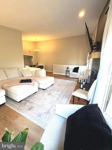 909 PRITCHARD PL, Newtown Square, PA 19073