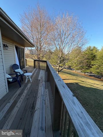 909 PRITCHARD PL, Newtown Square, PA 19073