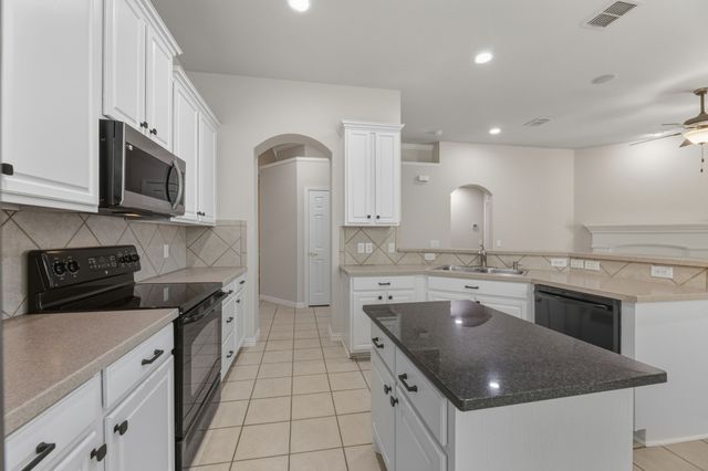 932 Winged Foot Drive, Fairview, TX 75069