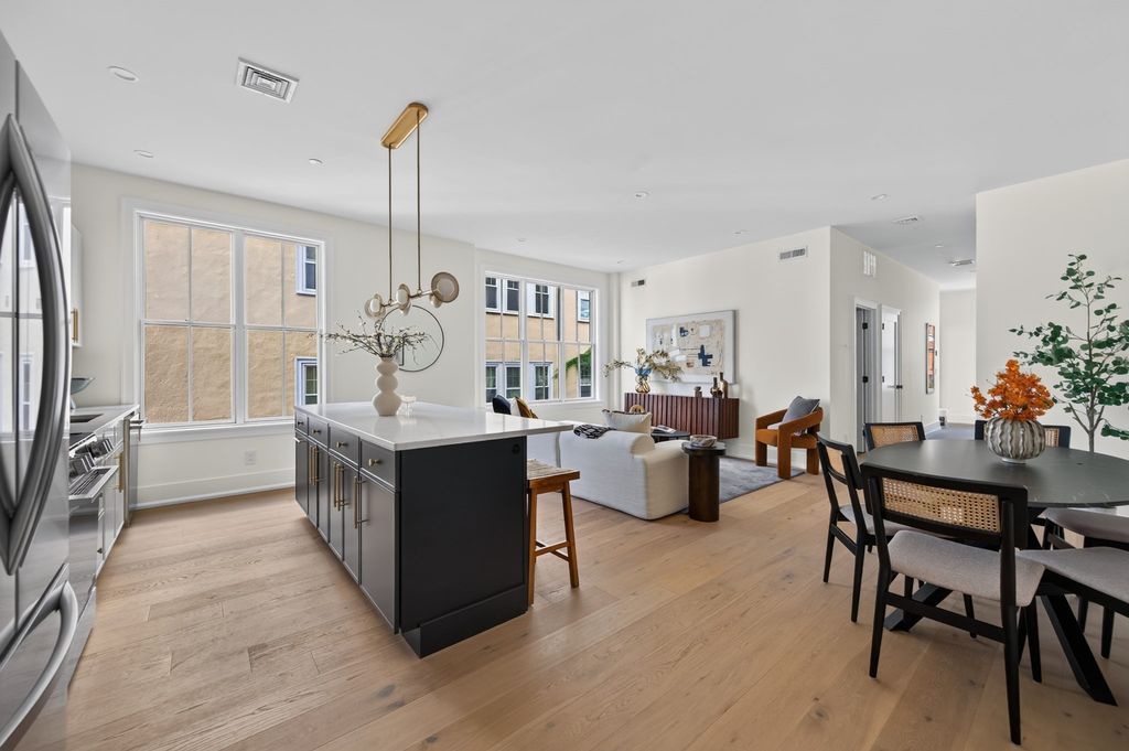 4471 Washington U:4, Boston, MA 02131