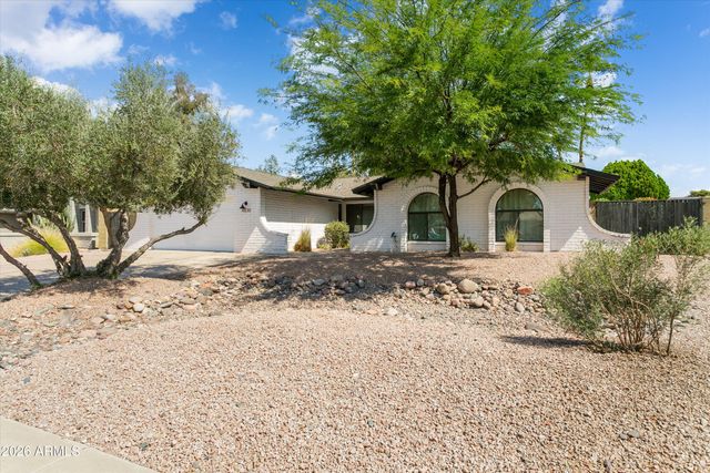 4830 E ACOMA Drive, Scottsdale, AZ 85254