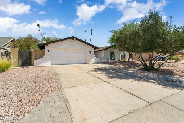 4830 E ACOMA Drive, Scottsdale, AZ 85254