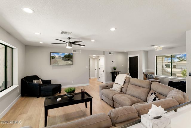 4830 E ACOMA Drive, Scottsdale, AZ 85254