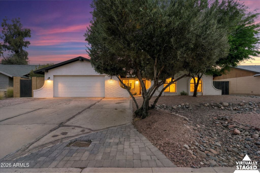 4830 E ACOMA Drive, Scottsdale, AZ 85254
