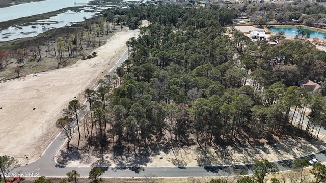 72 Wave Crest Drive, Hampstead, NC 28443