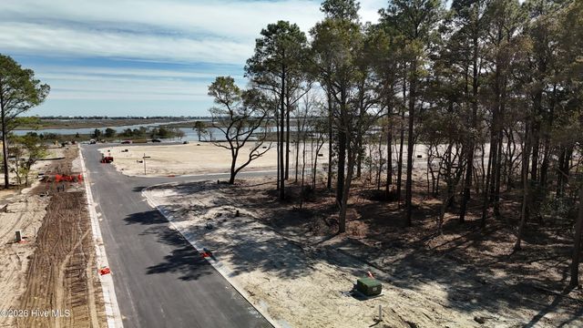 72 Wave Crest Drive, Hampstead, NC 28443