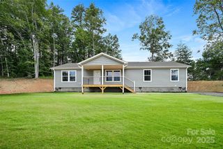 290 Appalachian Way, Mars Hill, NC 28754