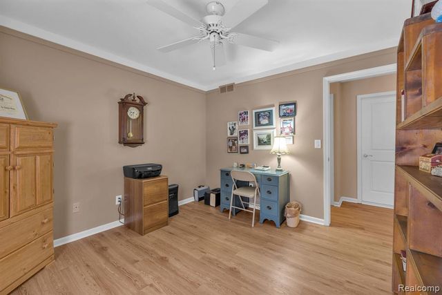 34057 Angeline Avenue, Livonia, MI 48150