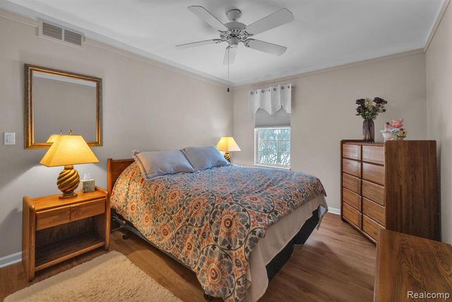 34057 Angeline Avenue, Livonia, MI 48150