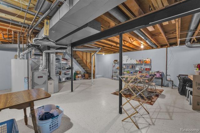 34057 Angeline Avenue, Livonia, MI 48150