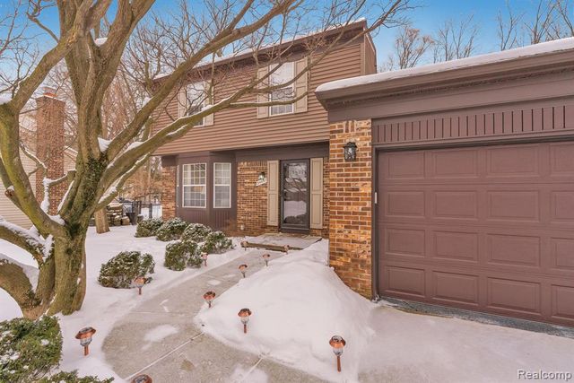 34057 Angeline Avenue, Livonia, MI 48150