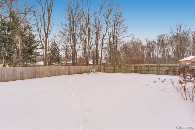 34057 Angeline Avenue, Livonia, MI 48150