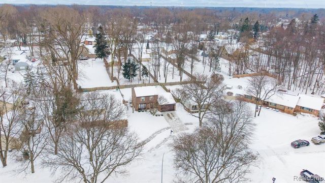 34057 Angeline Avenue, Livonia, MI 48150