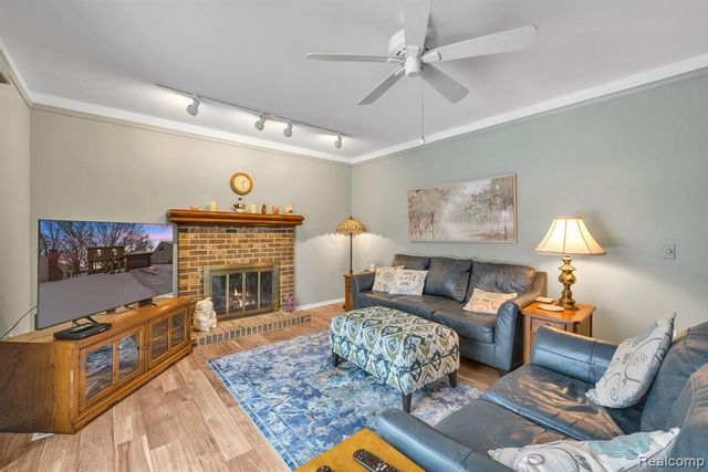 34057 Angeline Avenue, Livonia, MI 48150