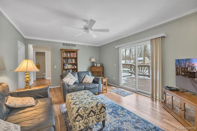 34057 Angeline Avenue, Livonia, MI 48150