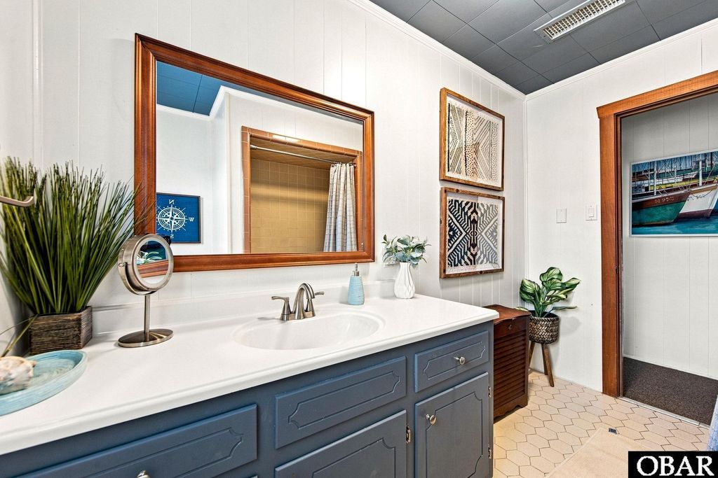Image 16 of property listing at 200 E Barnes Street, Nags Head, NC 27959