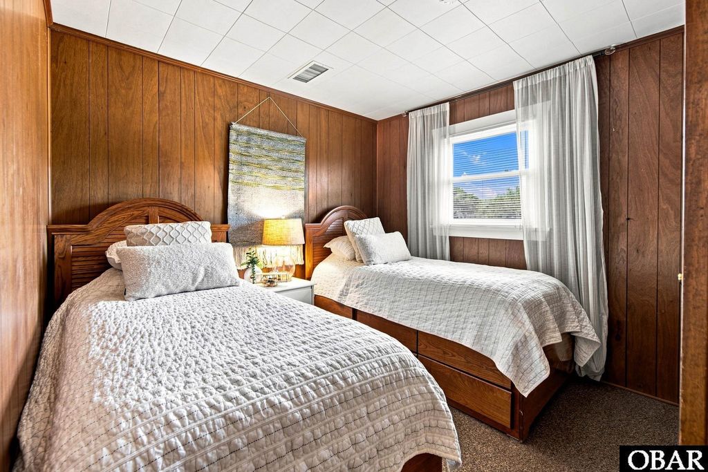 Image 19 of property listing at 200 E Barnes Street, Nags Head, NC 27959