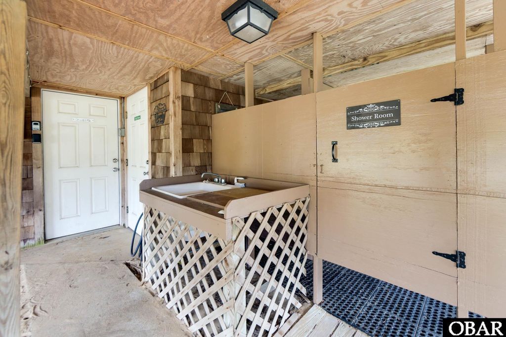 Image 23 of property listing at 200 E Barnes Street, Nags Head, NC 27959