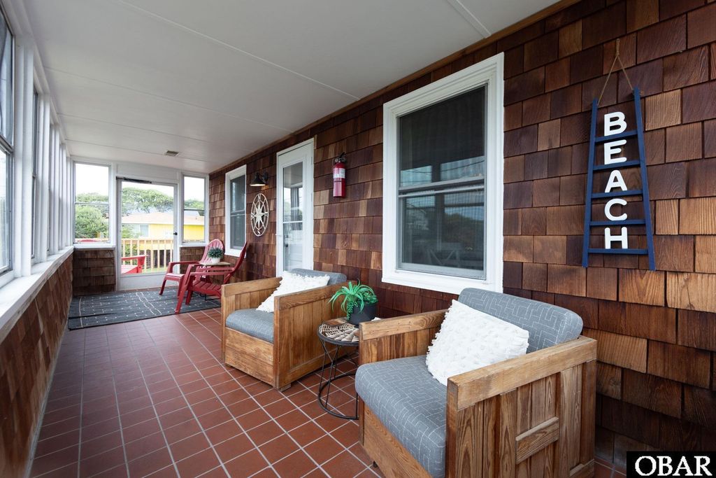 Image 4 of property listing at 200 E Barnes Street, Nags Head, NC 27959