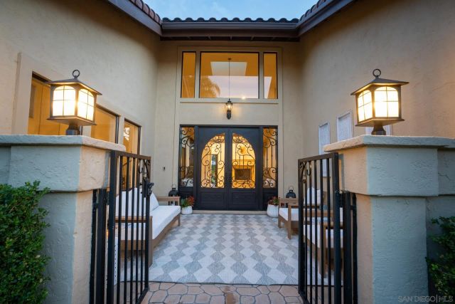 13723 Vista Poniente Drive, Poway, CA 92064