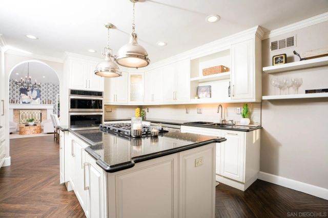 13723 Vista Poniente Drive, Poway, CA 92064