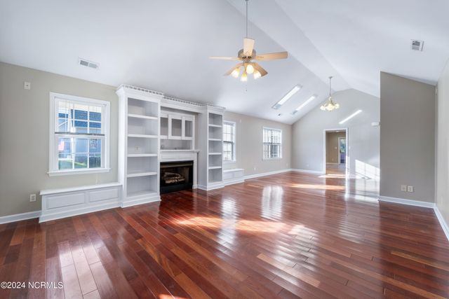 223 Riverbend Road, Jacksonville, NC 28540