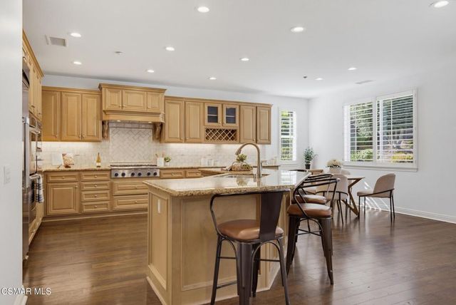 2291 Silverstar Street, Simi Valley, CA 93065