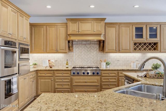 2291 Silverstar Street, Simi Valley, CA 93065