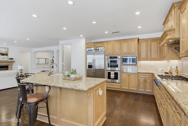 2291 Silverstar Street, Simi Valley, CA 93065