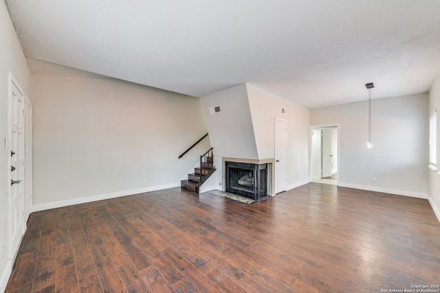 7123 Thrush View Ln Apt 20, San Antonio, TX 78209