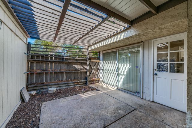 7123 Thrush View Ln Apt 20, San Antonio, TX 78209