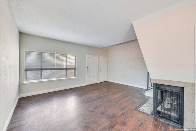7123 Thrush View Ln Apt 20, San Antonio, TX 78209