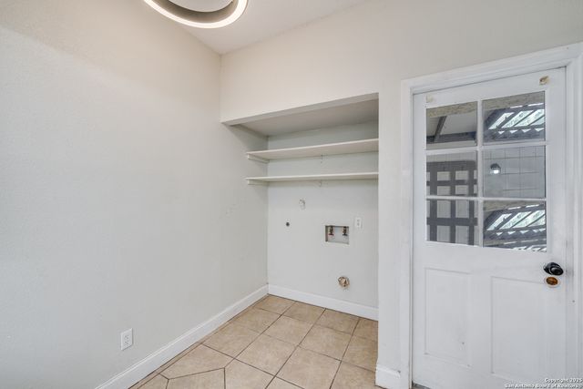 7123 Thrush View Ln Apt 20, San Antonio, TX 78209