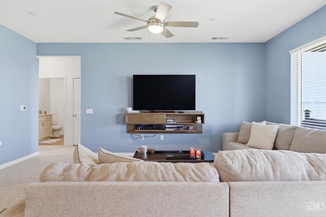 5101 Chukchansi Avenue, Bakersfield, CA 93306