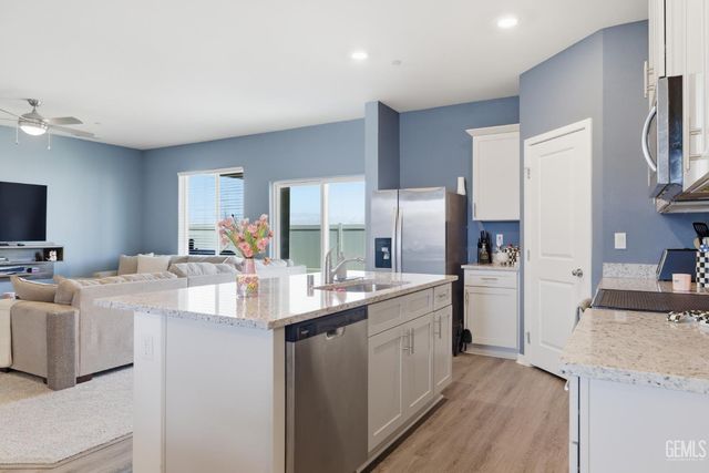 5101 Chukchansi Avenue, Bakersfield, CA 93306