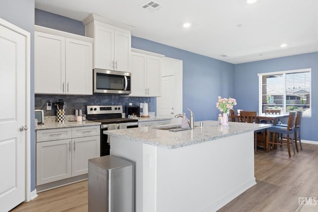 5101 Chukchansi Avenue, Bakersfield, CA 93306