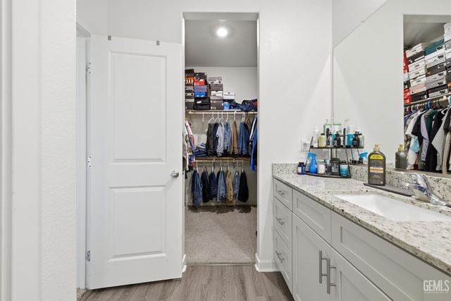 5101 Chukchansi Avenue, Bakersfield, CA 93306