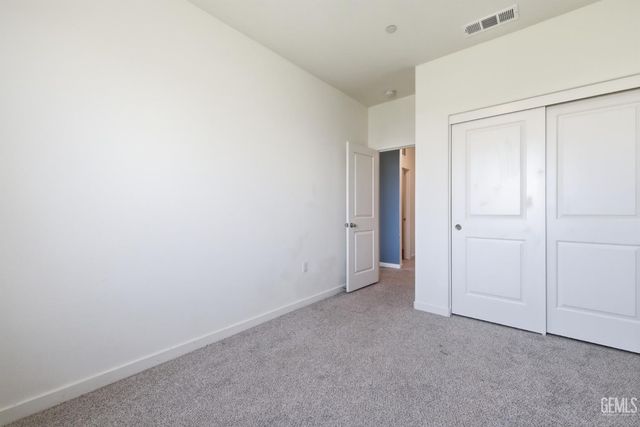 5101 Chukchansi Avenue, Bakersfield, CA 93306