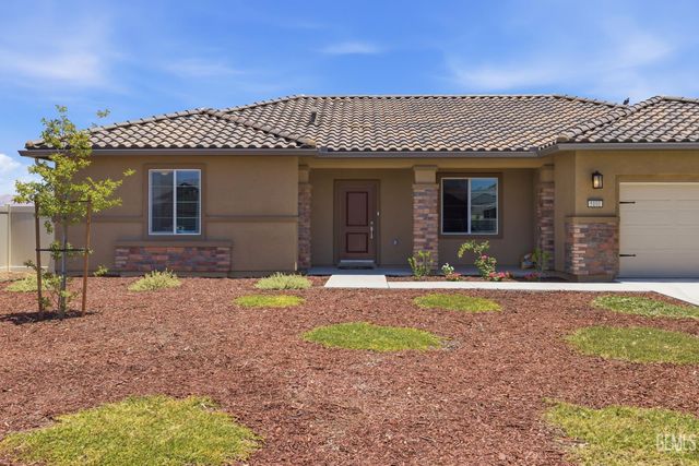5101 Chukchansi Avenue, Bakersfield, CA 93306