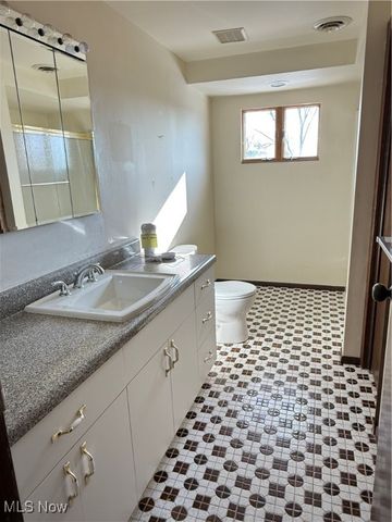 4617 Lexington Drive, Steubenville, OH 43953