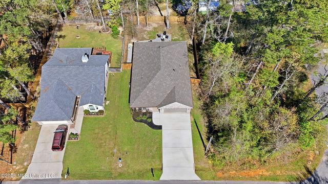 954 Laa La Place, Diamondhead, MS 39525