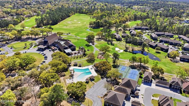 954 Laa La Place, Diamondhead, MS 39525